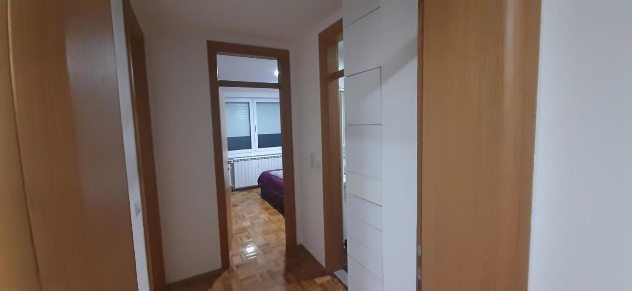 Apartman Stella Istocno Sarajevo Lukavica Exterior foto